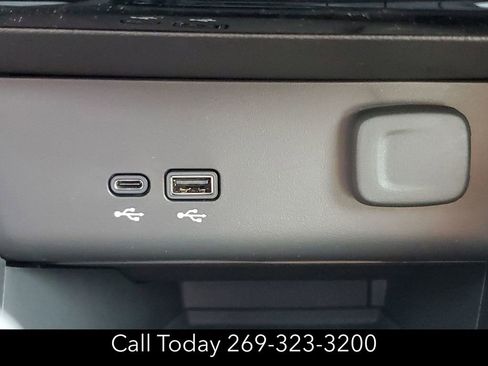 New 2025 Buick Encore GX Sport Touring w/ Advanced Technology Package image 34