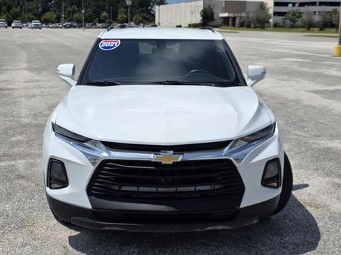 Used 2021 Chevrolet Blazer LT FWD image 2