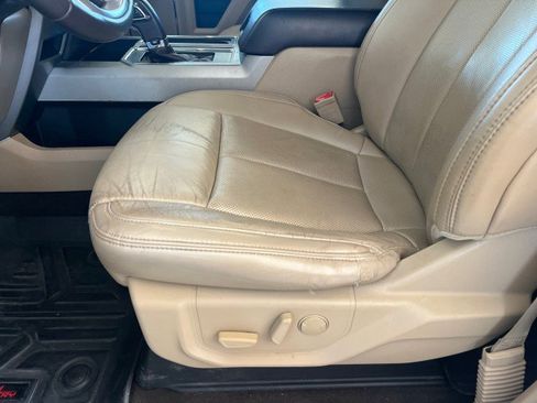 Used 2019 Ford F150 Lariat image 15