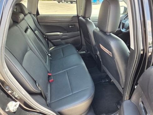 Used 2015 Mitsubishi Outlander Sport SE AWD/4WD image 13
