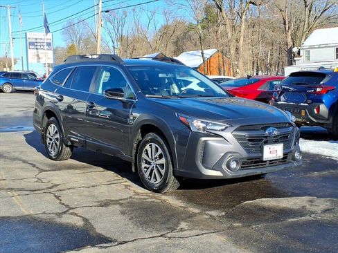 Certified 2024 Subaru Outback Premium image 3