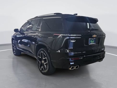 Used 2025 Chevrolet Traverse High Country AWD/4WD image 6