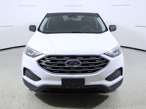 Used 2019 Ford Edge SE image 2