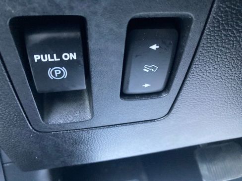 Used 2019 Ford F150 Lariat w/ Equipment Group 502A Luxury image 38