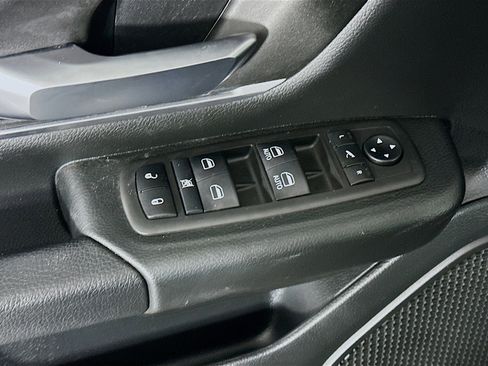 Used 2021 RAM 1500 Big Horn AWD/4WD image 15