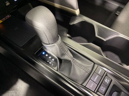 Certified 2025 Toyota Camry LE image 22