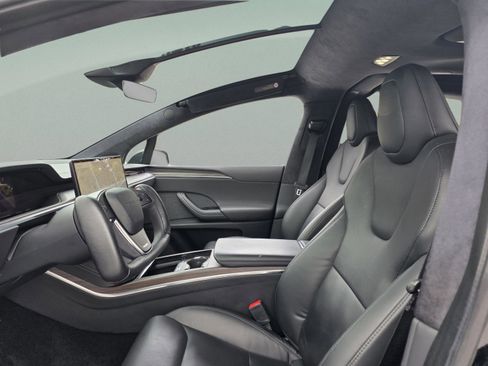 Used 2023 Tesla Model X image 12