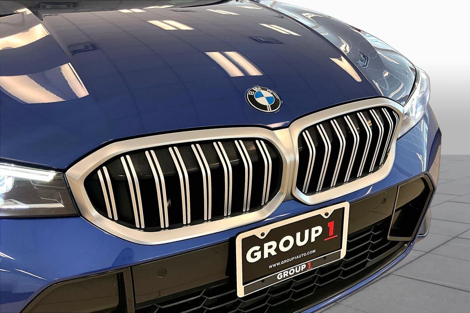 Used 2024 BMW 330i Sedan w/ M Sport Package RWD image 28