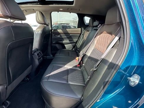 Certified 2025 Nissan Murano Platinum w/ Cargo Package image 26