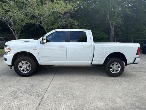 Used 2024 RAM 2500 Laramie w/ Safety Group AWD/4WD image 4