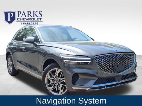 Used 2025 Genesis GV70 2.5T image 1