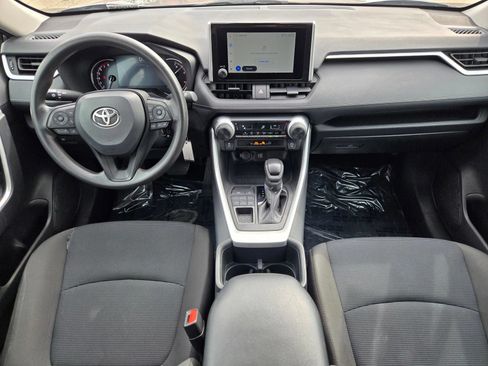 Used 2024 Toyota RAV4 LE AWD/4WD image 12