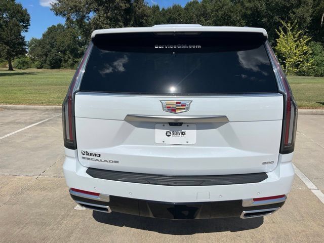 Used 2026 Cadillac Escalade ESV Luxury w/ Touring Package RWD image 5