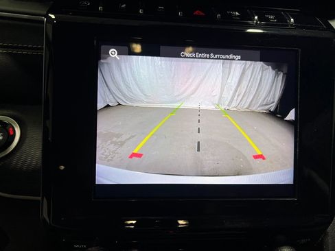 Used 2024 Jeep Grand Cherokee L Laredo RWD image 35