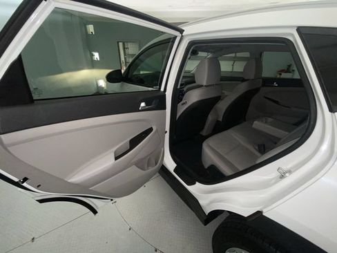 Used 2021 Hyundai Tucson Value FWD image 21