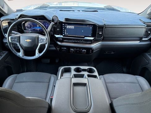 Used 2024 Chevrolet Silverado 2500 LT AWD/4WD image 10