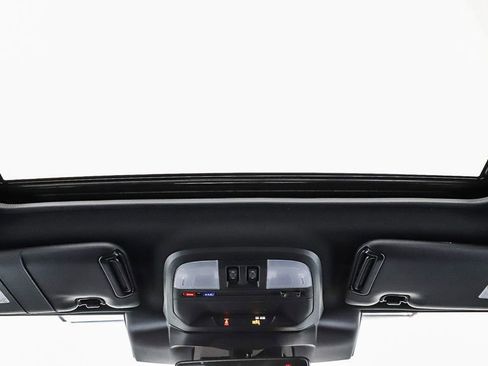 New 2025 Subaru Crosstrek 2.5i Wilderness w/ Crosstrek Mirror Package image 17