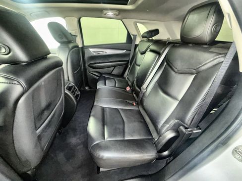 Used 2017 Cadillac XT5 Luxury image 24