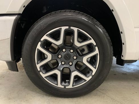 Used 2026 RAM 1500 Laramie AWD/4WD image 2