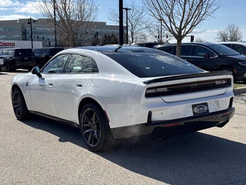 New 2026 Dodge Charger Scat Pack w/ Blacktop Package AWD/4WD image 7
