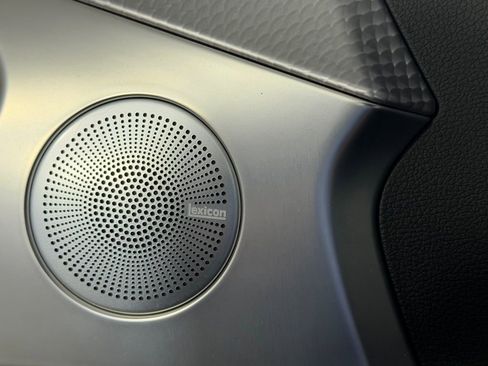 Used 2023 Genesis G70 2.0T w/ Sport Prestige Package image 20