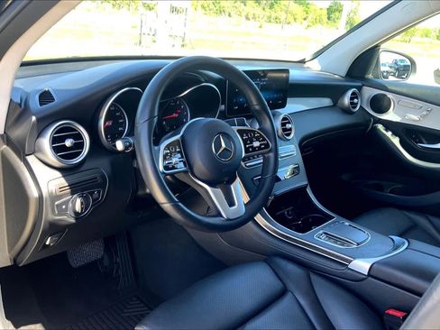 Used 2021 Mercedes-Benz GLC 300 image 17