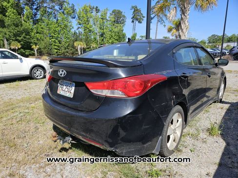 Used 2013 Hyundai Elantra GLS FWD image 8