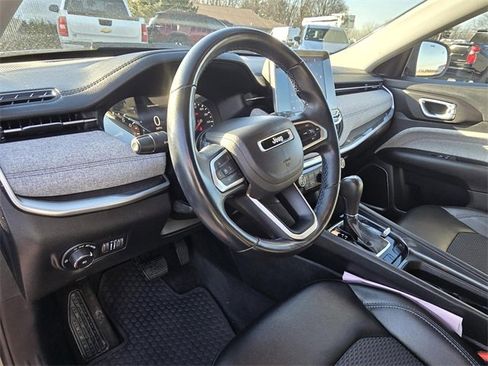 Used 2022 Jeep Compass Latitude w/ Convenience Group image 11