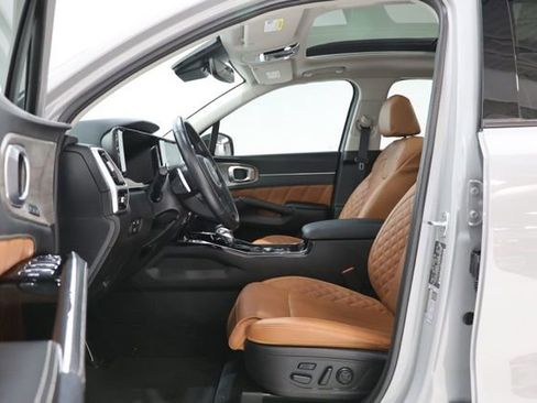 Used 2022 Kia Sorento SX Prestige w/ Rust Color Package AWD/4WD image 18