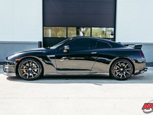 Used 2013 Nissan GT-R Premium AWD/4WD image 7