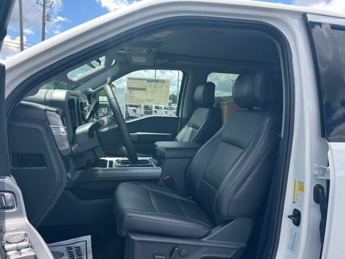 New 2025 Ford F350 Lariat w/ Lariat Ultimate Package image 16