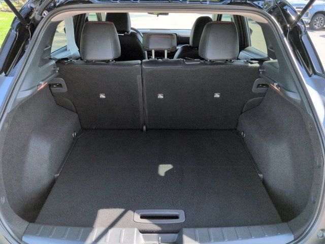 Used 2025 Nissan Kicks SR FWD image 12