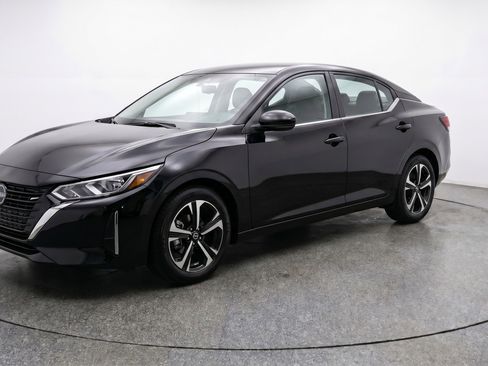 Used 2025 Nissan Sentra SV FWD image 3