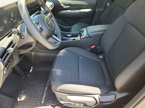 Certified 2025 Hyundai Santa Cruz SE AWD/4WD image 10