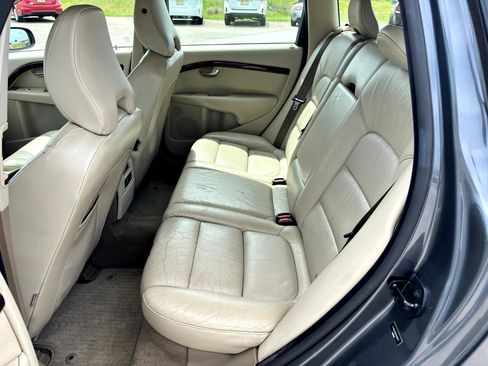 Used 2008 Volvo V70 image 20