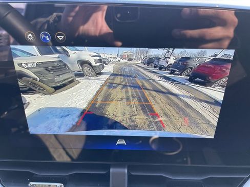 New 2026 Chevrolet Equinox LT w/ LPO, Floor Liner Package image 17