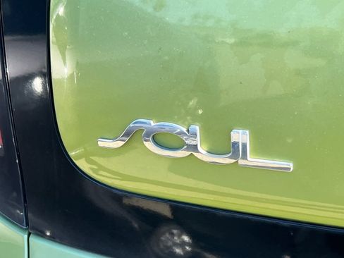 Used 2015 Kia Soul image 7