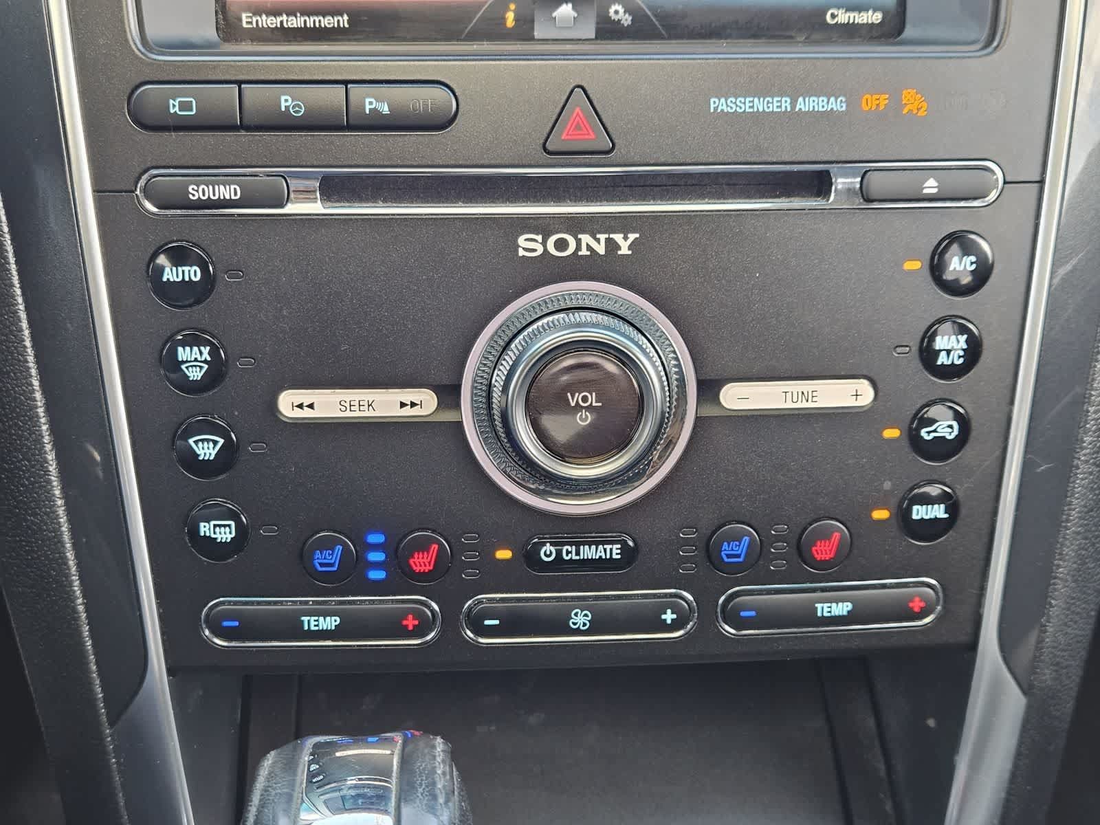 Used 2016 Ford Explorer Limited w/ Equipment Group 301A FWD image 18