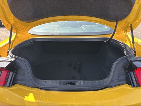 Used 2024 Ford Mustang Coupe RWD image 18