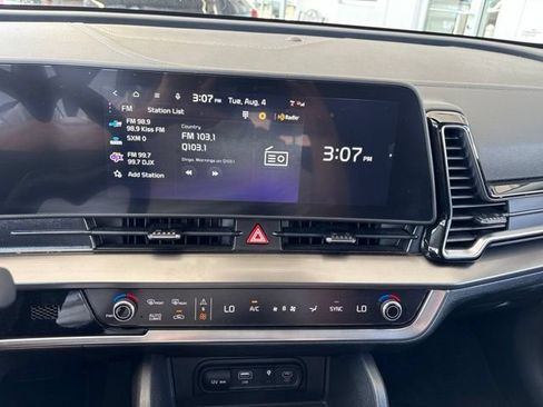 Certified 2025 Kia Sportage EX AWD/4WD image 15