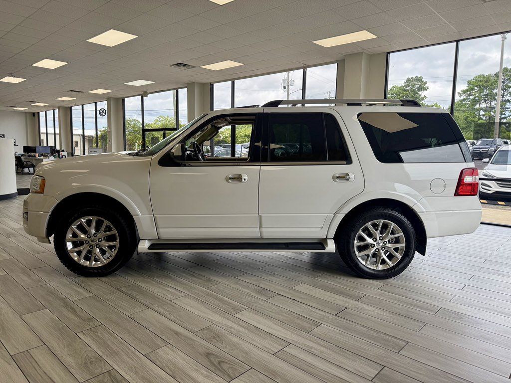 Used 2017 Ford Expedition Limited RWD image 4