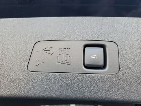 New 2026 Lincoln Corsair Premiere image 30