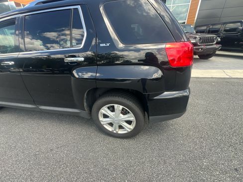 Used 2017 GMC Terrain SLT w/ Open Road Package AWD/4WD image 8