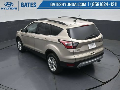 Used 2018 Ford Escape SE AWD/4WD image 50