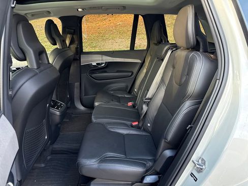 Used 2022 Volvo XC90 T6 Inscription w/ Advanced Package image 23