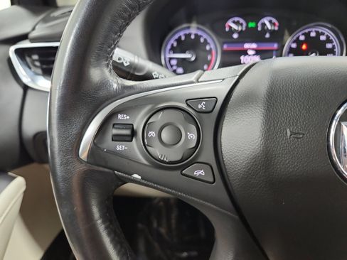 Used 2020 Buick Enclave Essence FWD image 25