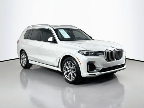 Used 2021 BMW X7 xDrive40i w/ Executive Package 2 AWD/4WD image 7