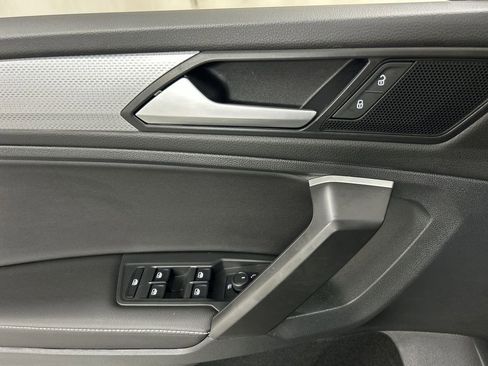 Certified 2024 Volkswagen Tiguan S image 11