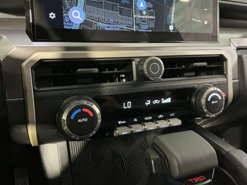 Used 2026 Toyota Tacoma TRD Off-Road AWD/4WD image 22