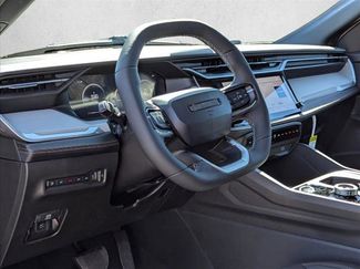 New 2026 Jeep Cherokee Limited AWD/4WD video 3